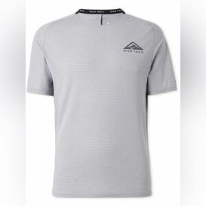 Nike Trail Men's Dri-FIT Solar Chase Short-Sleeve Running Top - Small
